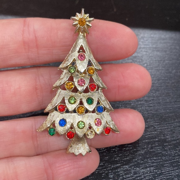 VINTAGE Multi Stone Gold Christmas Tree Pin Brooch - Picture 3 of 9